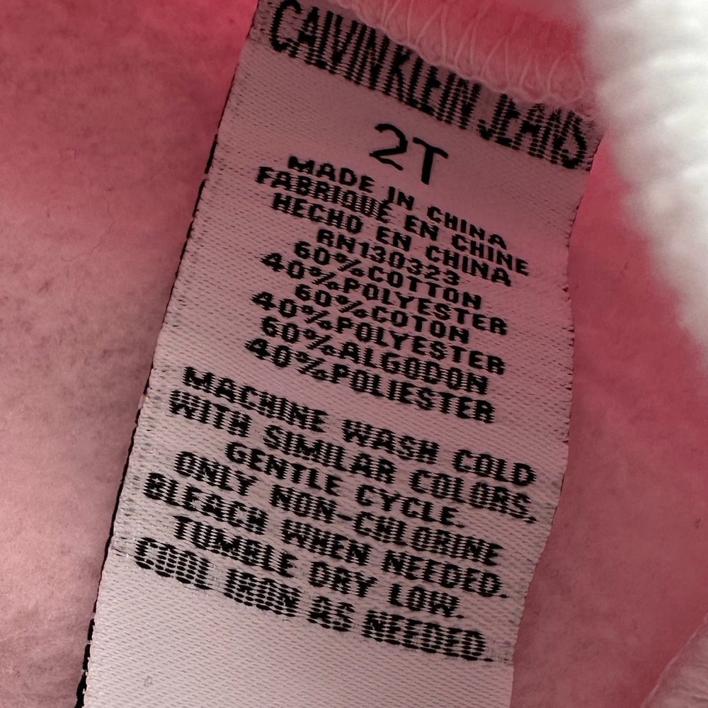 Calvin Klein pullover toddler girl size 2t - Picture 4 of 4